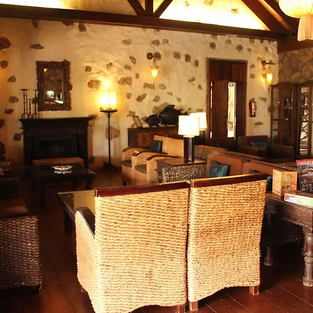 Oasis Casa Vieja *