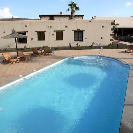 Oasis Casa Vieja