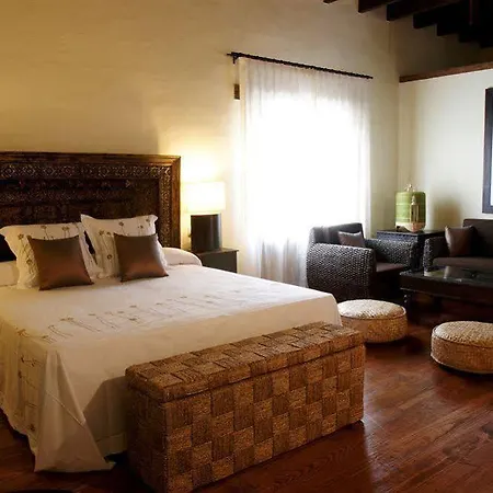 Oasis Casa Vieja Villa