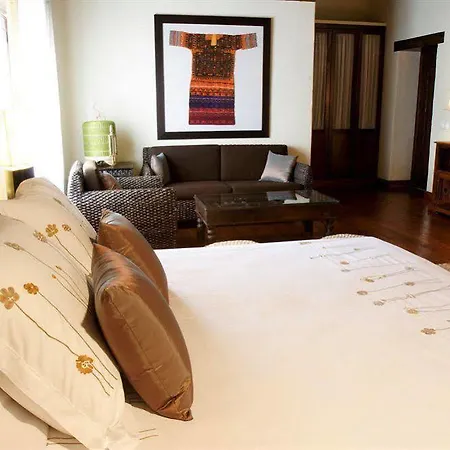 Oasis Casa Vieja *