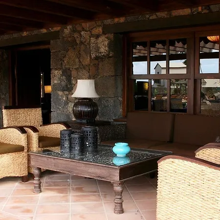 Oasis Casa Vieja Villa La Oliva