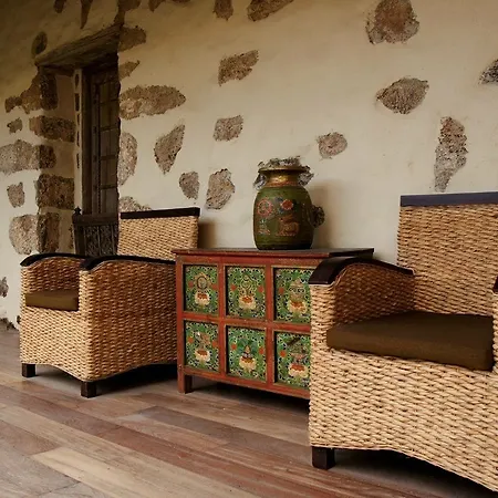 Oasis Casa Vieja *