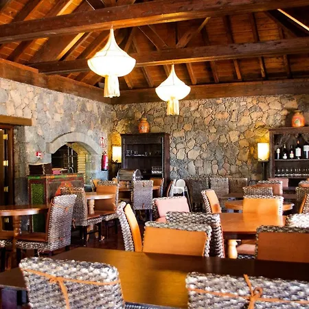 Oasis Casa Vieja